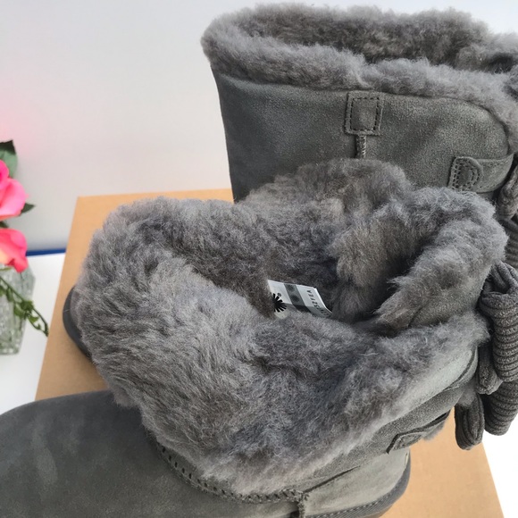 UGG Bailey Corduroy Bow Boots - Picture 8 of 8